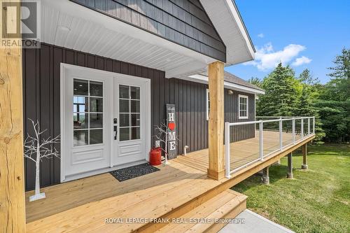 370 Detlor Rd, Bancroft, ON - Outdoor With Exterior