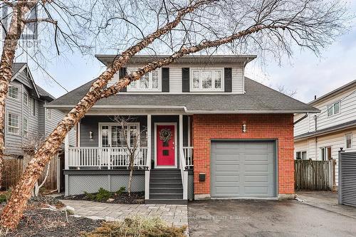 881 Goodwin Rd, Mississauga, ON - Outdoor With Deck Patio Veranda With Facade