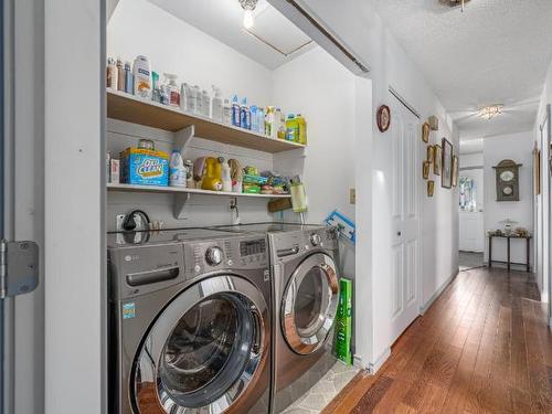 1322 Heustis Drive, Ashcroft, BC - Indoor Photo Showing Laundry Room