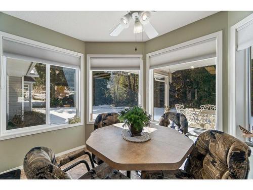 2851 20 Avenue, Salmon Arm, BC - Indoor Photo Showing Dining Room