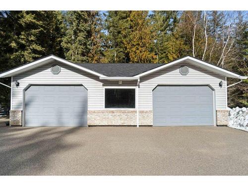 2851 20 Avenue, Salmon Arm, BC - Outdoor With Exterior