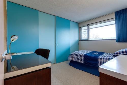 371 Francis Avenue, Kelowna, BC - Indoor Photo Showing Bedroom