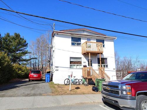 Frontage - 260  - 266 Rue Cadillac, Val-D'Or, QC - Outdoor