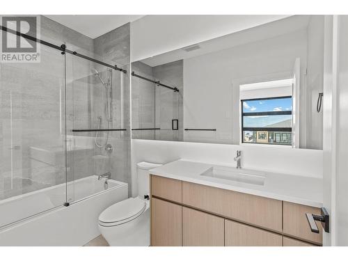 1540 Cabernet Way, West Kelowna, BC - Indoor Photo Showing Bathroom