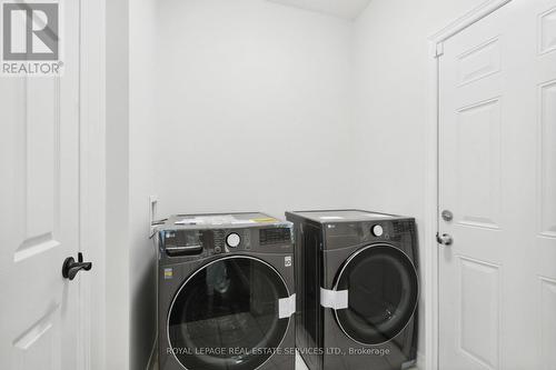 18 Valleybrook Drive, Kitchener, ON - Indoor Photo Showing Laundry Room