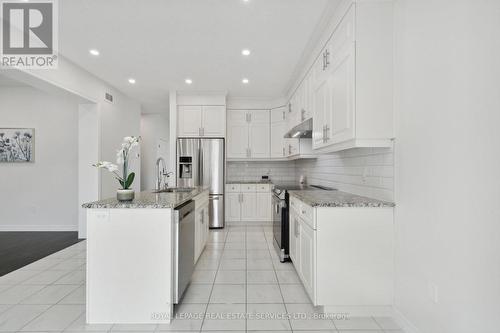 18 Valleybrook Drive, Kitchener, ON - Indoor Photo Showing Kitchen With Upgraded Kitchen