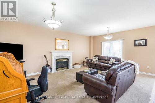 4 Silvercreek Cres, Barrie, ON - Indoor Photo Showing Living Room With Fireplace