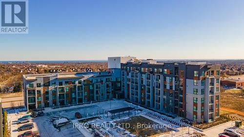 #322 -95 Dundas St, Oakville, ON - Outdoor With View