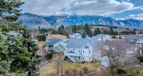 2410 Aspen Place, Creston, BC - Outdoor With View