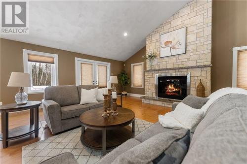 40 Old Mill Bridge Road, Westmeath, ON - Indoor Photo Showing Living Room With Fireplace