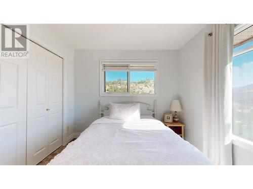614 Wilson Mountain Road, Oliver, BC - Indoor Photo Showing Bedroom