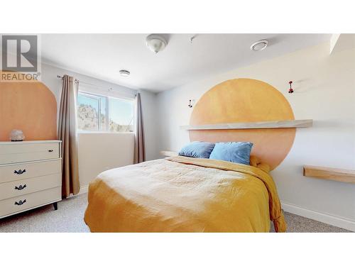 614 Wilson Mountain Road, Oliver, BC - Indoor Photo Showing Bedroom