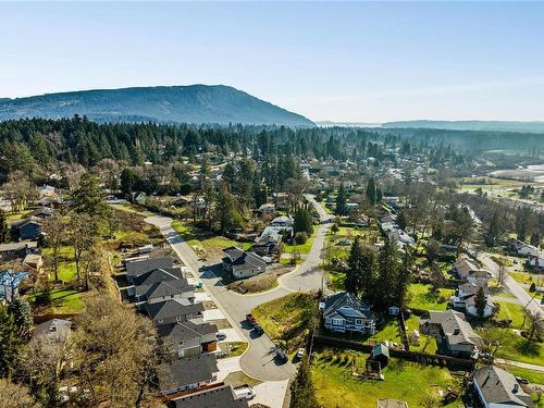 2047 Oakhill Pl, Duncan, BC - Outdoor With View