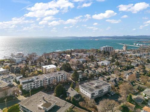 672 Niagara St, Victoria, BC - Outdoor With Body Of Water With View