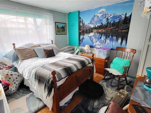 4566 Beale St, Port Alberni, BC - Indoor Photo Showing Bedroom