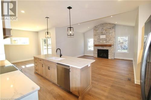 694 17Th Street Crescent, Hanover, ON - Indoor With Fireplace