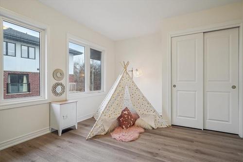 527 Shaver Road|Unit #Unit 16, Ancaster, ON - Indoor Photo Showing Other Room