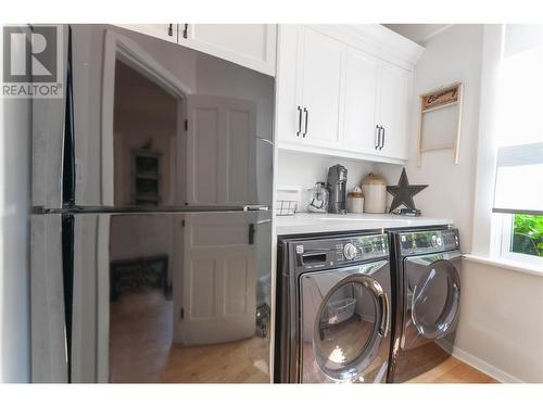497 Vancouver Avenue, Penticton, BC - Indoor Photo Showing Laundry Room