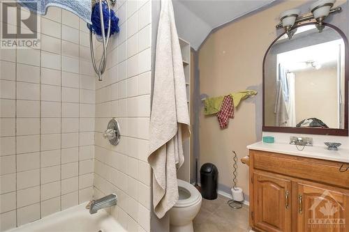 319 Shakespeare Street, Ottawa, ON - Indoor Photo Showing Bathroom