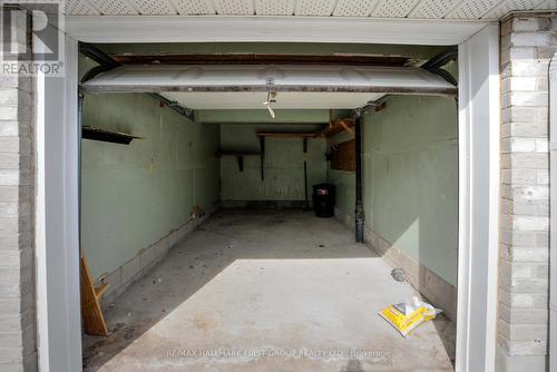 #34 -1033 Craig Lane, Kingston, ON - Indoor Photo Showing Garage