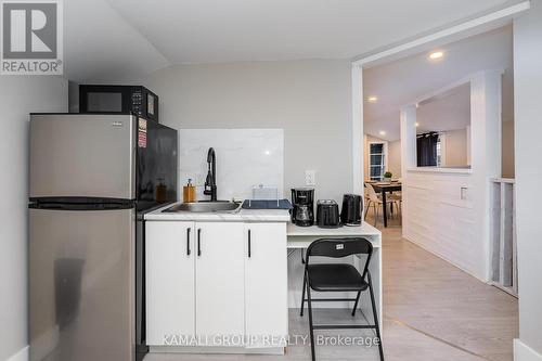 38 Inchbury Street, Hamilton, ON - Indoor Photo Showing Kitchen