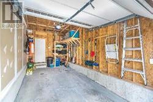 30 Terry Fox St, Markham, ON - Indoor Photo Showing Garage