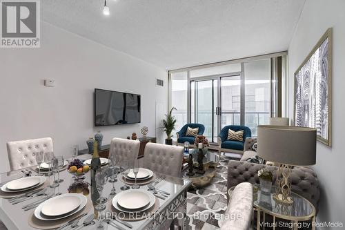 2015 - 30 Grand Trunk Crescent, Toronto, ON - Indoor Photo Showing Dining Room