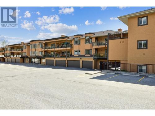 3996 Beach Avenue Unit# 313, Peachland, BC - Outdoor With Balcony