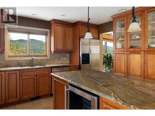 7850 Old Kamloops Road, Vernon, BC - Indoor Photo Showing Kitchen With Double Sink