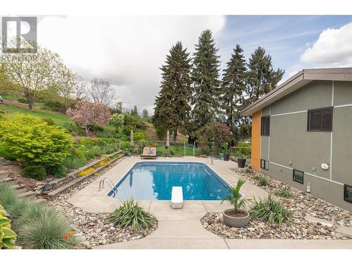 7850 Old Kamloops Road, Vernon, BC - Outdoor With In Ground Pool