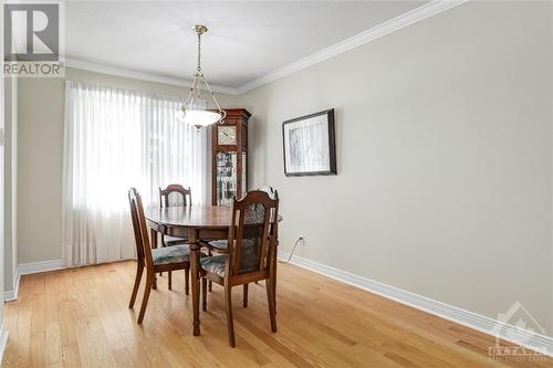 348 Galloway Drive, Orleans, ON - Indoor Photo Showing Dining Room