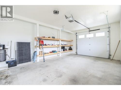 5205 Oleander Drive, Osoyoos, BC - Indoor Photo Showing Garage