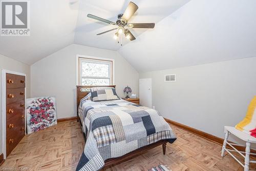 5408 5Th, Rockwood, ON - Indoor Photo Showing Bedroom