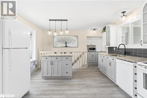 38 Harmony Road, Belleville, ON - Indoor Photo Showing Kitchen