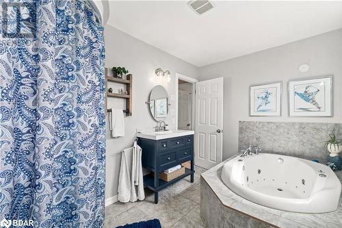38 Harmony Road, Belleville, ON - Indoor Photo Showing Bathroom