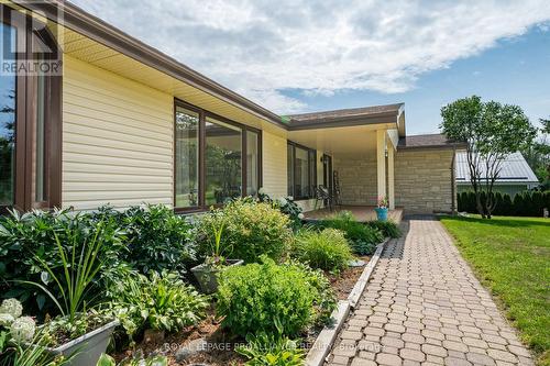 38 Harmony Rd, Belleville, ON - Outdoor