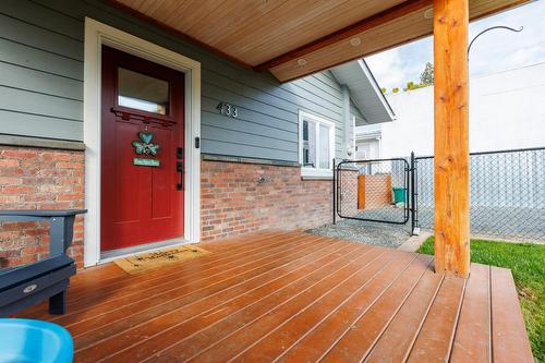 433 10Th Avenue, Creston, BC - Outdoor With Deck Patio Veranda With Exterior