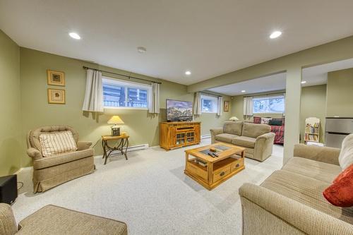 5152 Riverview Crescent, Fairmont Hot Springs, BC - Indoor Photo Showing Other Room