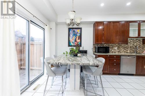 1823 Stevington Crescent, Mississauga, ON - Indoor Photo Showing Dining Room