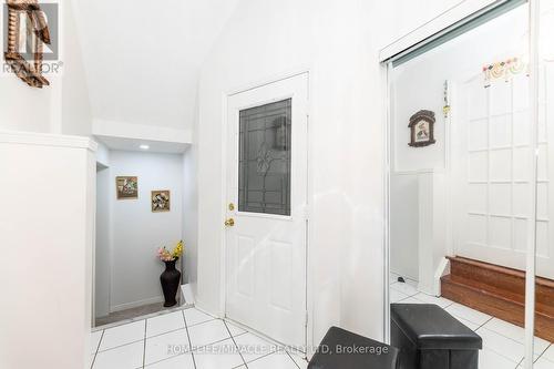 1823 Stevington Crescent, Mississauga, ON - Indoor Photo Showing Other Room
