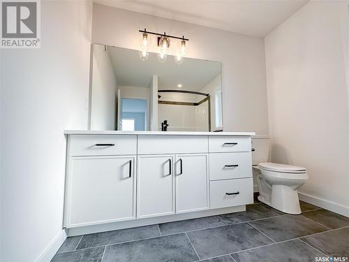 174 Schmeiser Lane, Saskatoon, SK - Indoor Photo Showing Bathroom