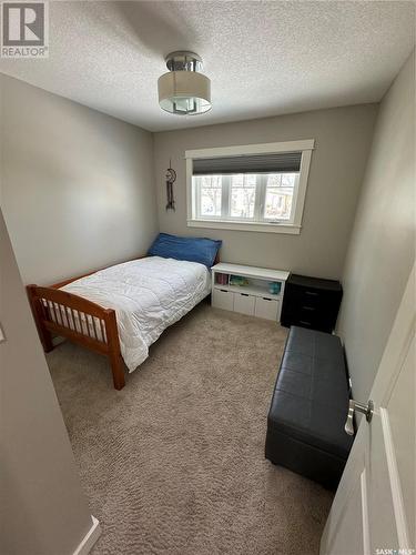 170 Ash Drive, Weyburn, SK - Indoor Photo Showing Bedroom
