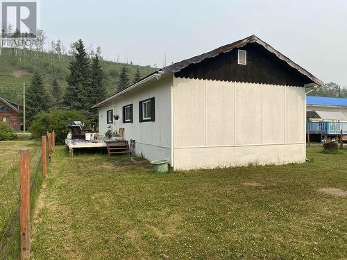 10118 Beattie Drive, Hudsons Hope, BC - Outdoor