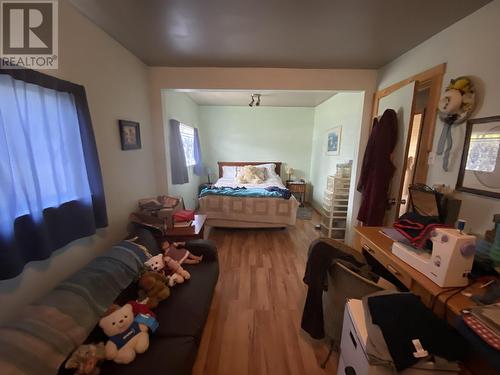 10118 Beattie Drive, Hudsons Hope, BC - Indoor Photo Showing Bedroom