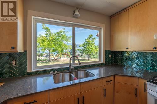 8611 Robertson Avenue, Summerland, BC - Indoor Photo Showing Kitchen With Double Sink