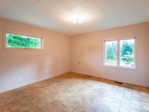 9450 Central Lake Rd, Port Alberni, BC - Indoor Photo Showing Other Room