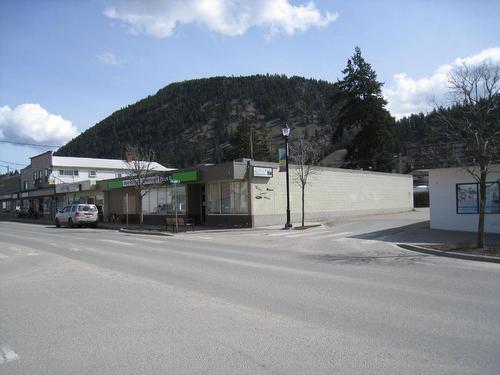 709 Shuswap Avenue, Chase, BC 