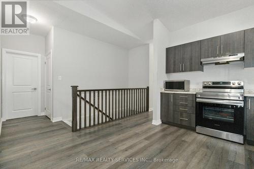 #10 -550 Grey St W, Brantford, ON - Indoor Photo Showing Other Room