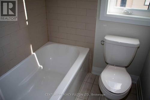 #22 -15 Eldora Ave, Toronto, ON - Indoor Photo Showing Bathroom