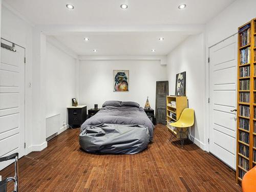 Master bedroom - 1077  - 1079 Rue Woodland, Montréal (Verdun/Île-Des-Soeurs), QC - Indoor Photo Showing Bedroom